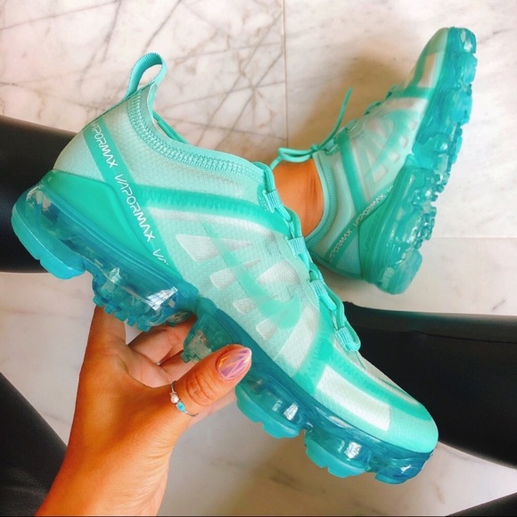 Brand new!! Nike Vapormax “teal tint”. - Picture 2 of 7
